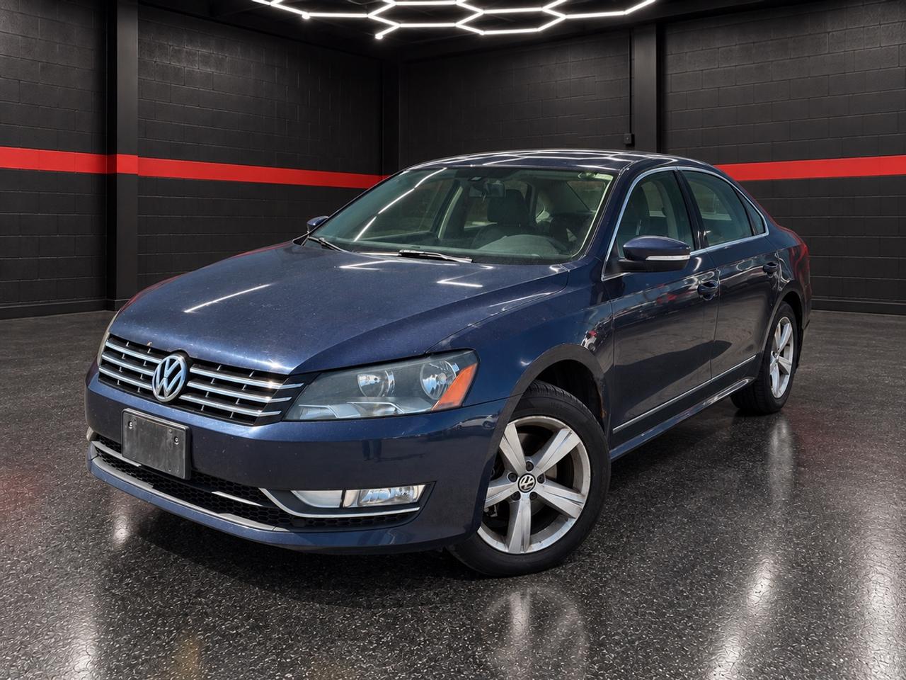 2012 Volkswagen Passat Comfortline CERTIFIED Photo0