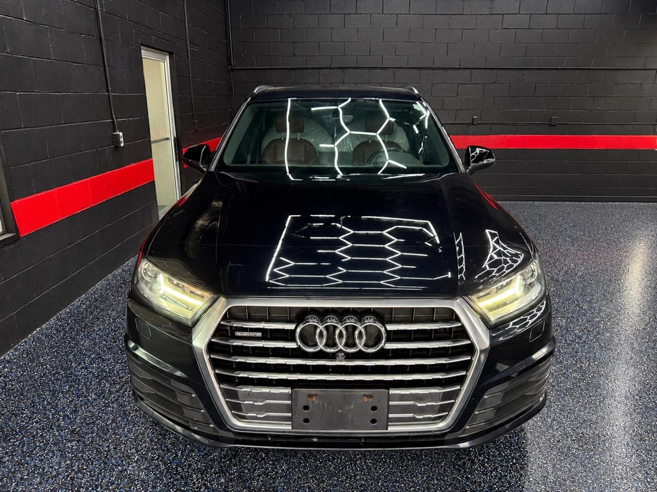 2017 Audi Q7 Premium Plus Photo