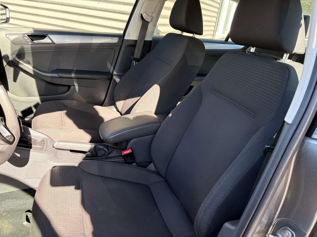 2015 Volkswagen Jetta 1.8 TSI Comfortline Heated Seats One Owner Photo
