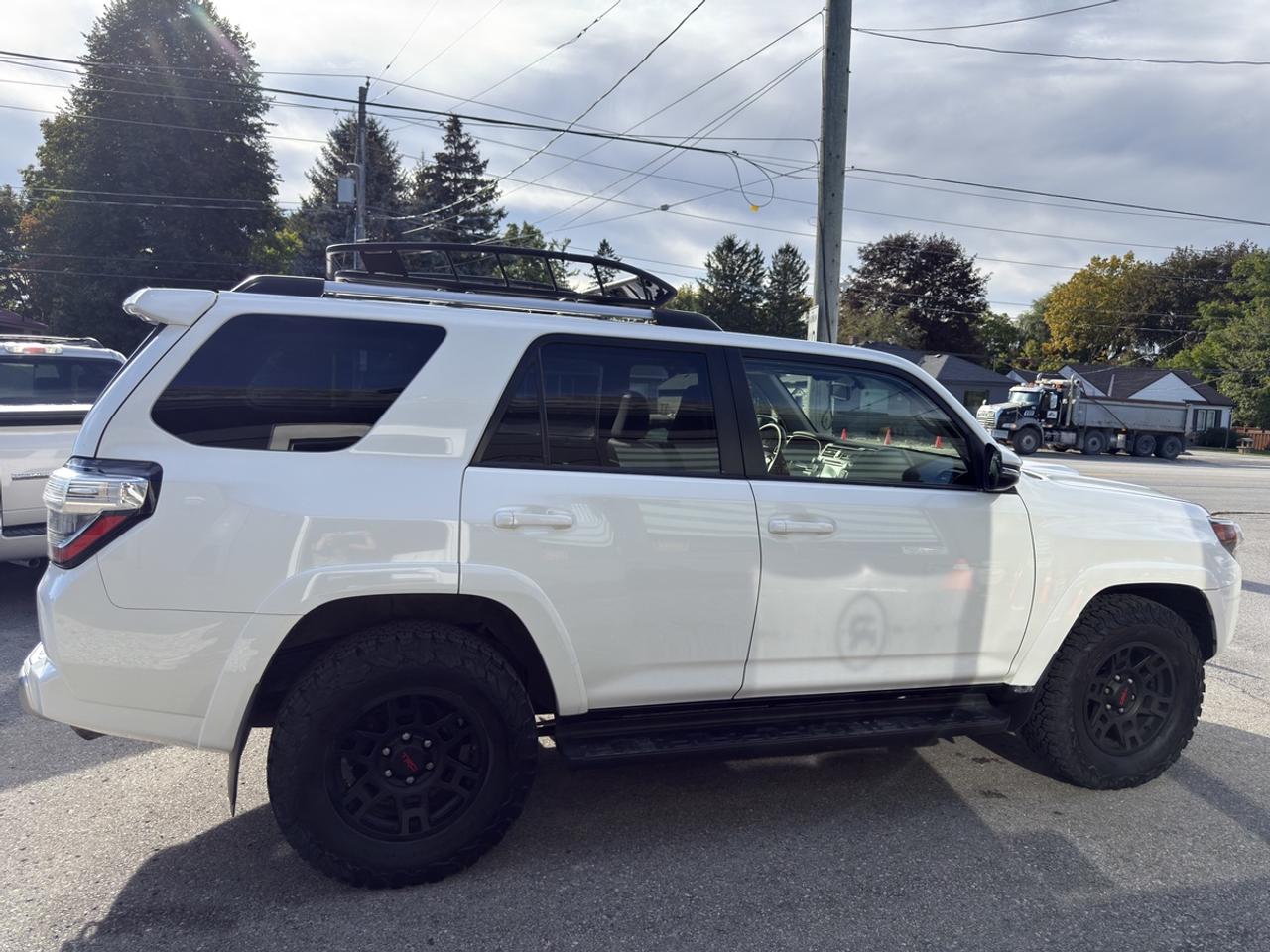 2017 Toyota 4Runner TRD Offroad Photo
