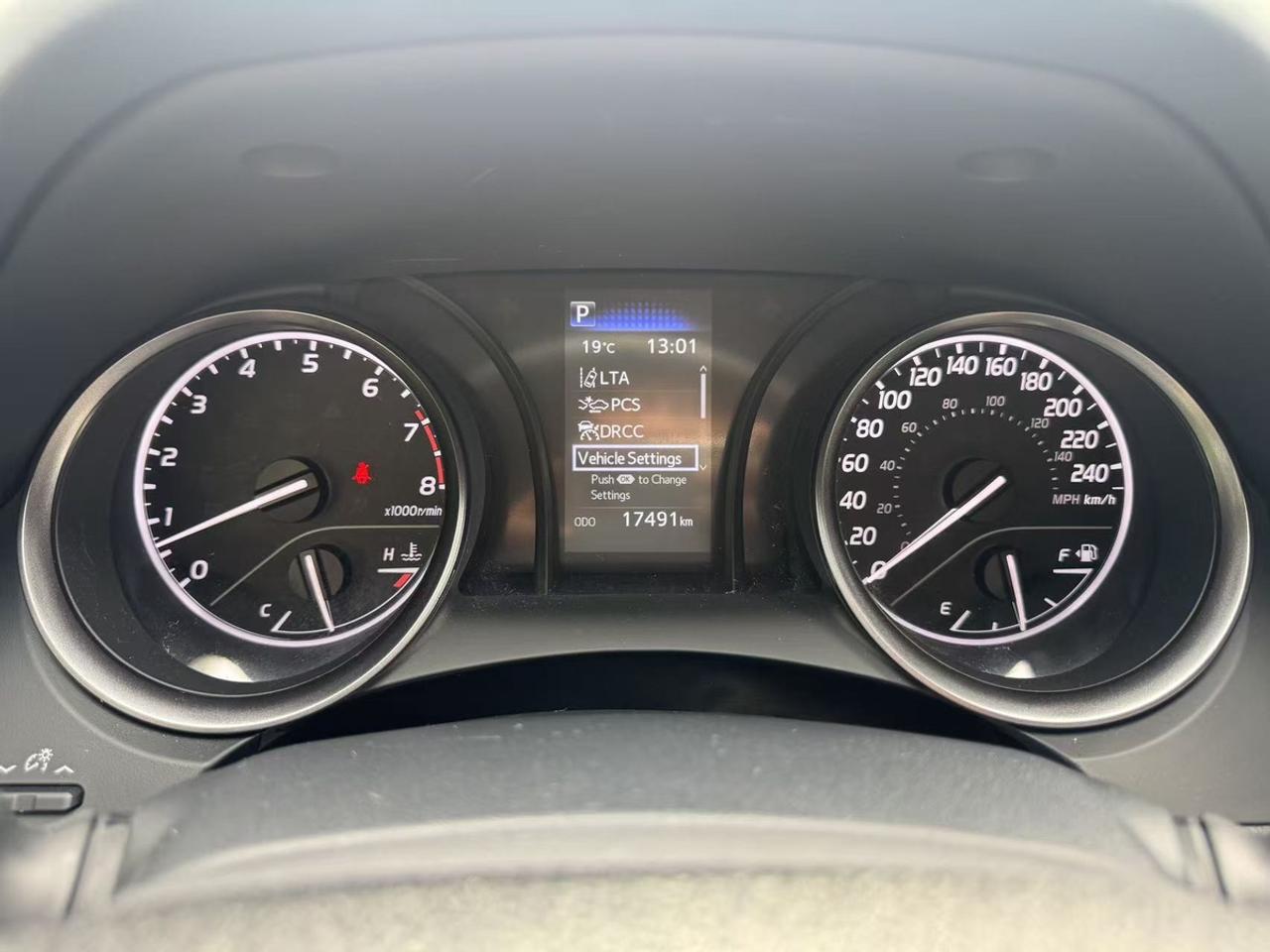 2023 Toyota Camry SE Photo