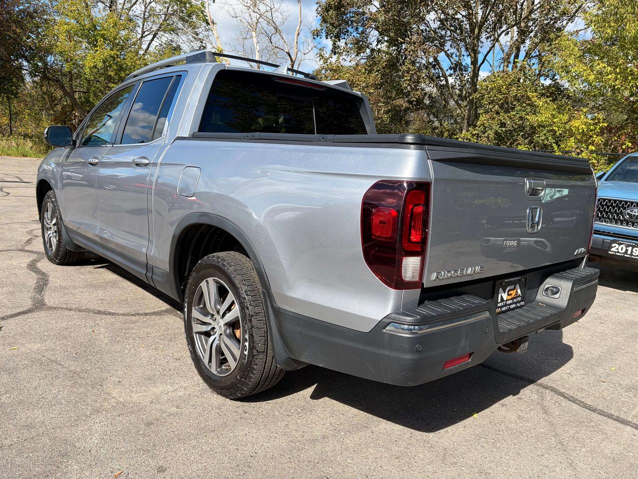 2017 Honda Ridgeline EX-L AWD Leather Moonroof Clean CARFAX Photo