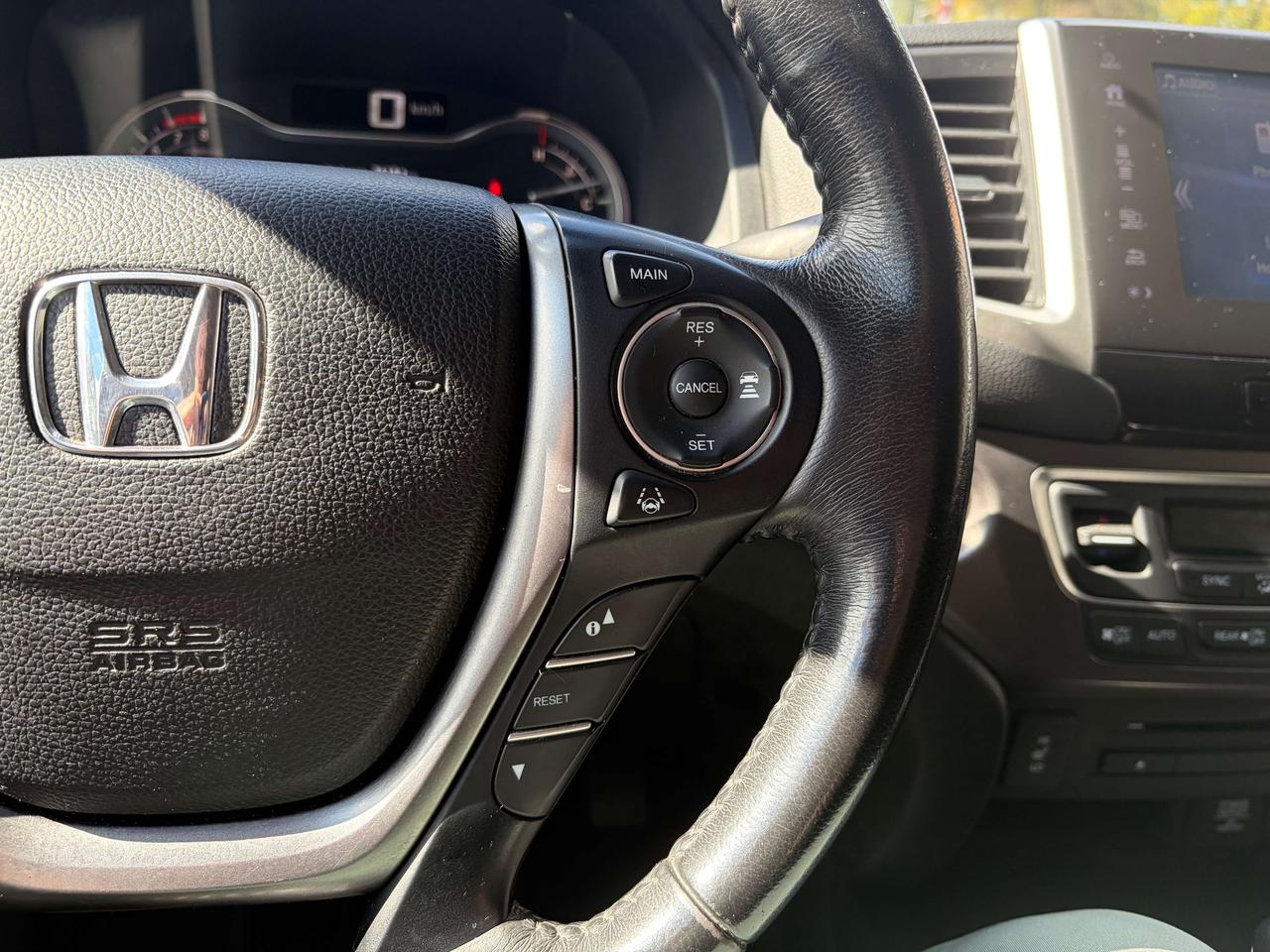 2017 Honda Ridgeline EX-L AWD Leather Moonroof Clean CARFAX Photo
