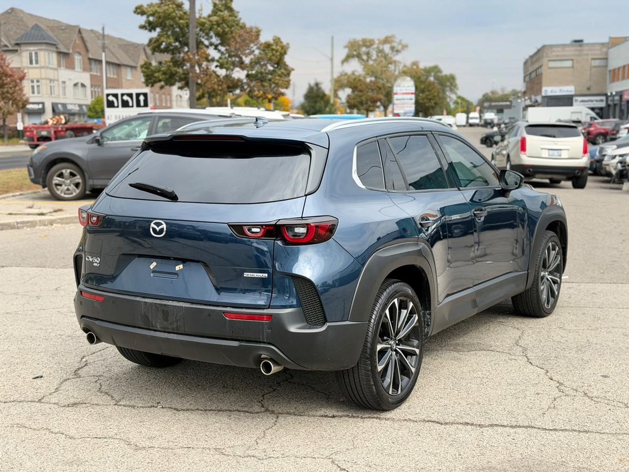 2024 Mazda CX-50 25 S Premium Photo4
