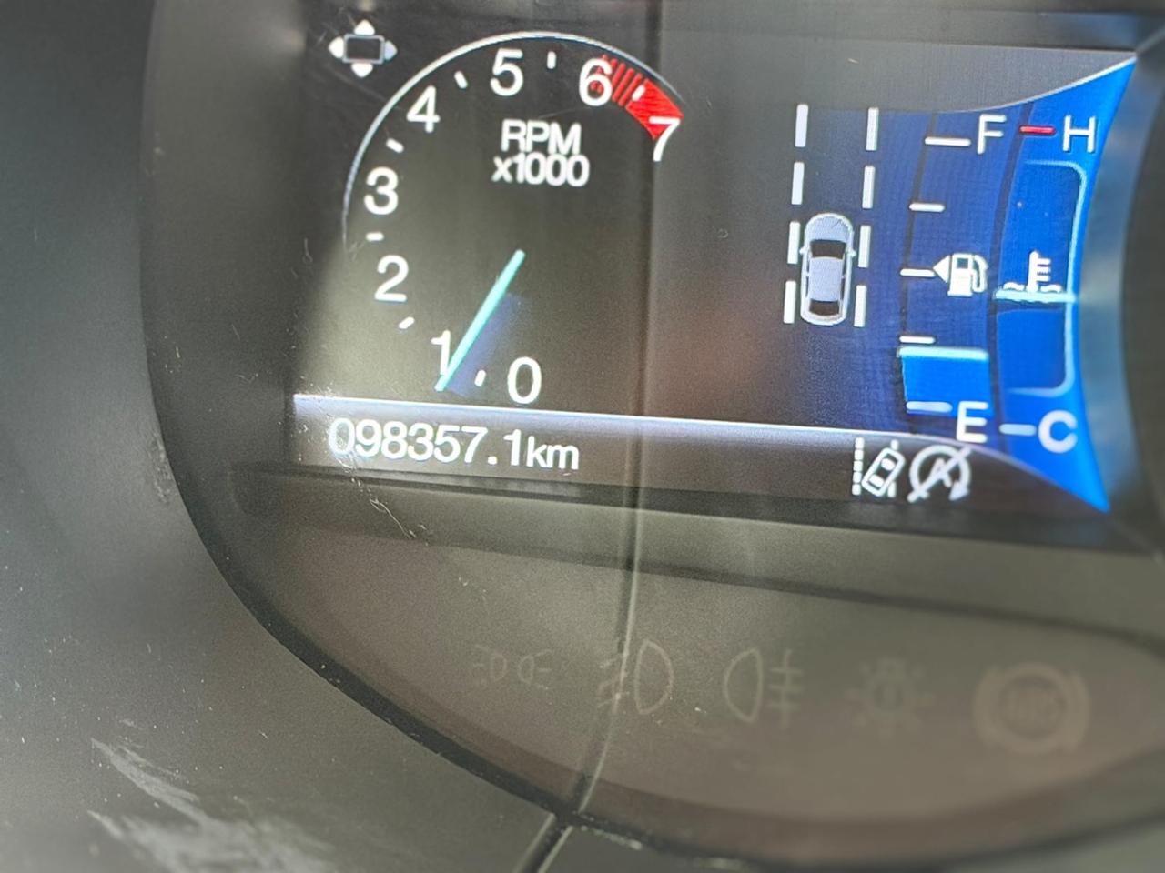2022 Ford Edge Titanium Photo