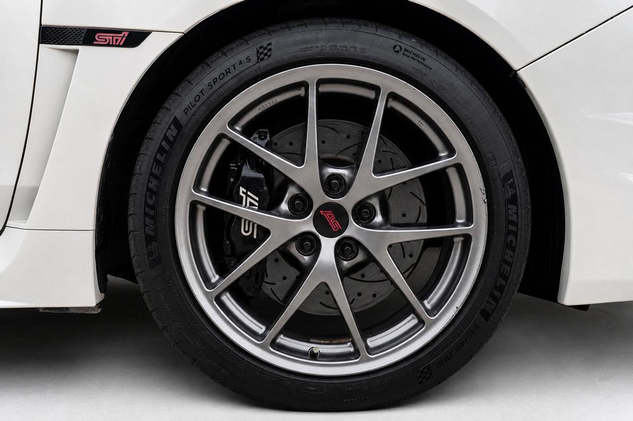 2015 Subaru WRX STI Limited Photo
