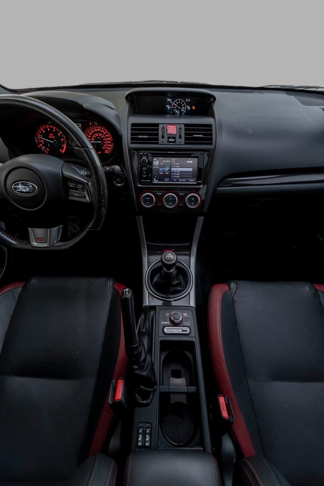 2015 Subaru WRX STI Limited Photo