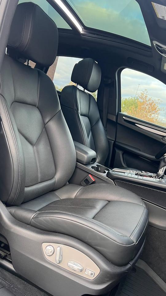 2019 Porsche Macan S | NO ACCIDENT | Panoramic Roof | Navigation Photo