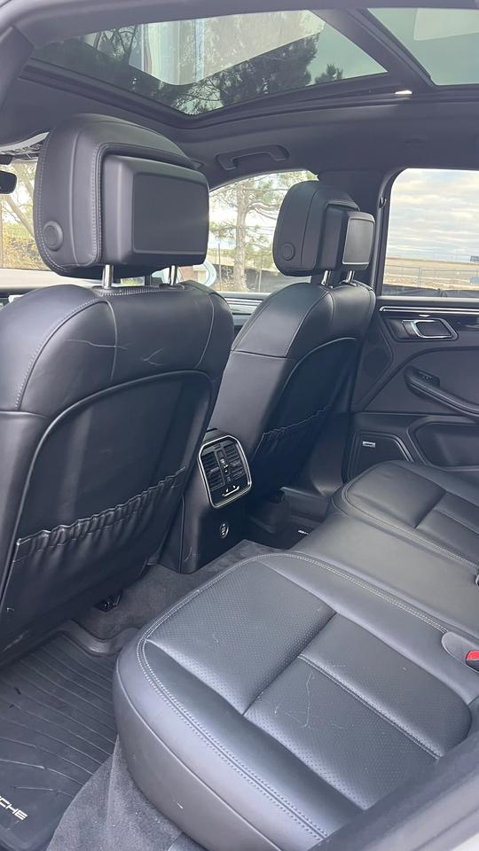 2019 Porsche Macan S | NO ACCIDENT | Panoramic Roof | Navigation Photo