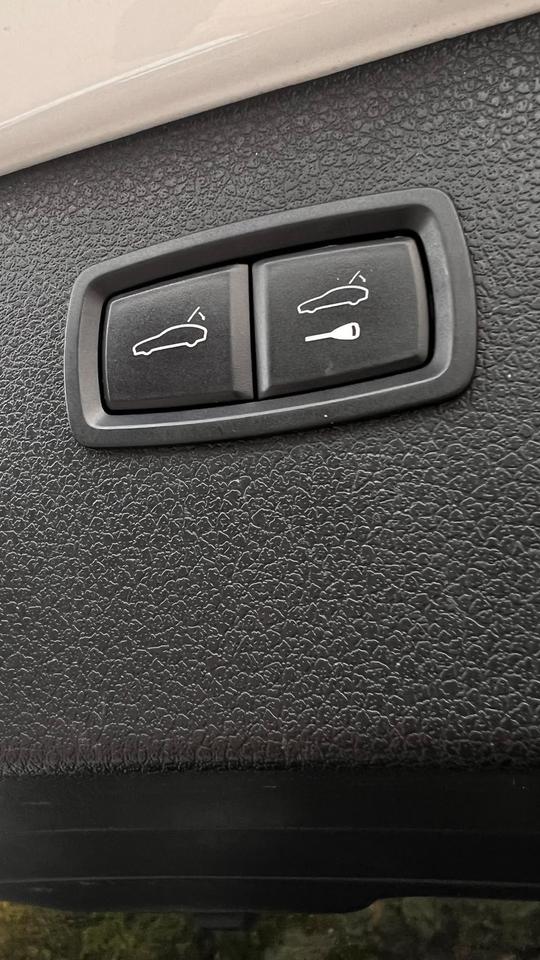 2019 Porsche Macan S | NO ACCIDENT | Panoramic Roof | Navigation Photo