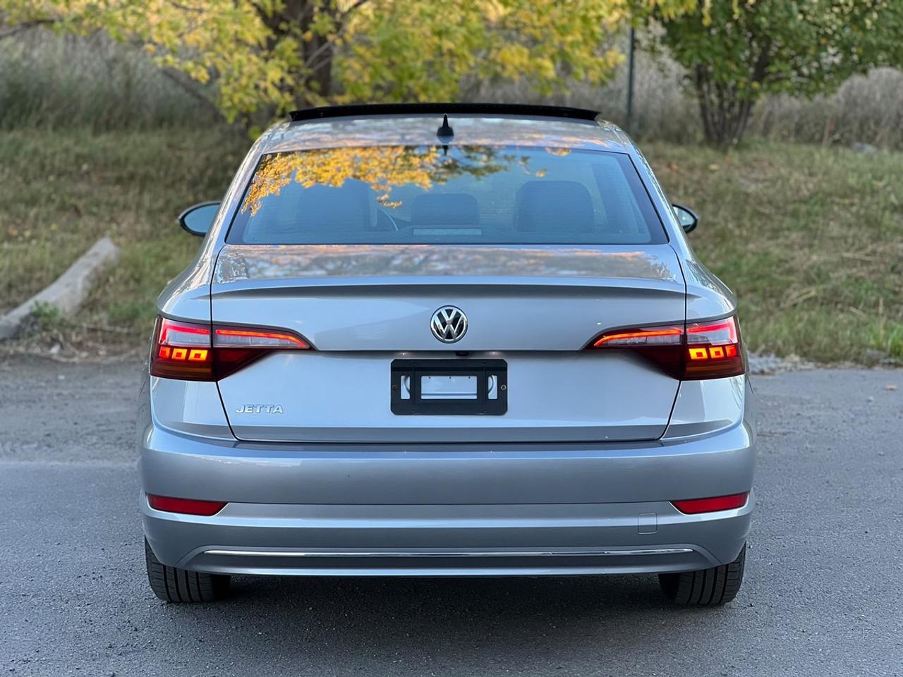 2019 Volkswagen Jetta Highline | NO ACCIDENT | ONE ONWER | SUNROOF | LEA Photo