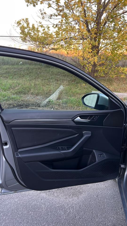 2019 Volkswagen Jetta Highline | NO ACCIDENT | ONE ONWER | SUNROOF | LEA Photo