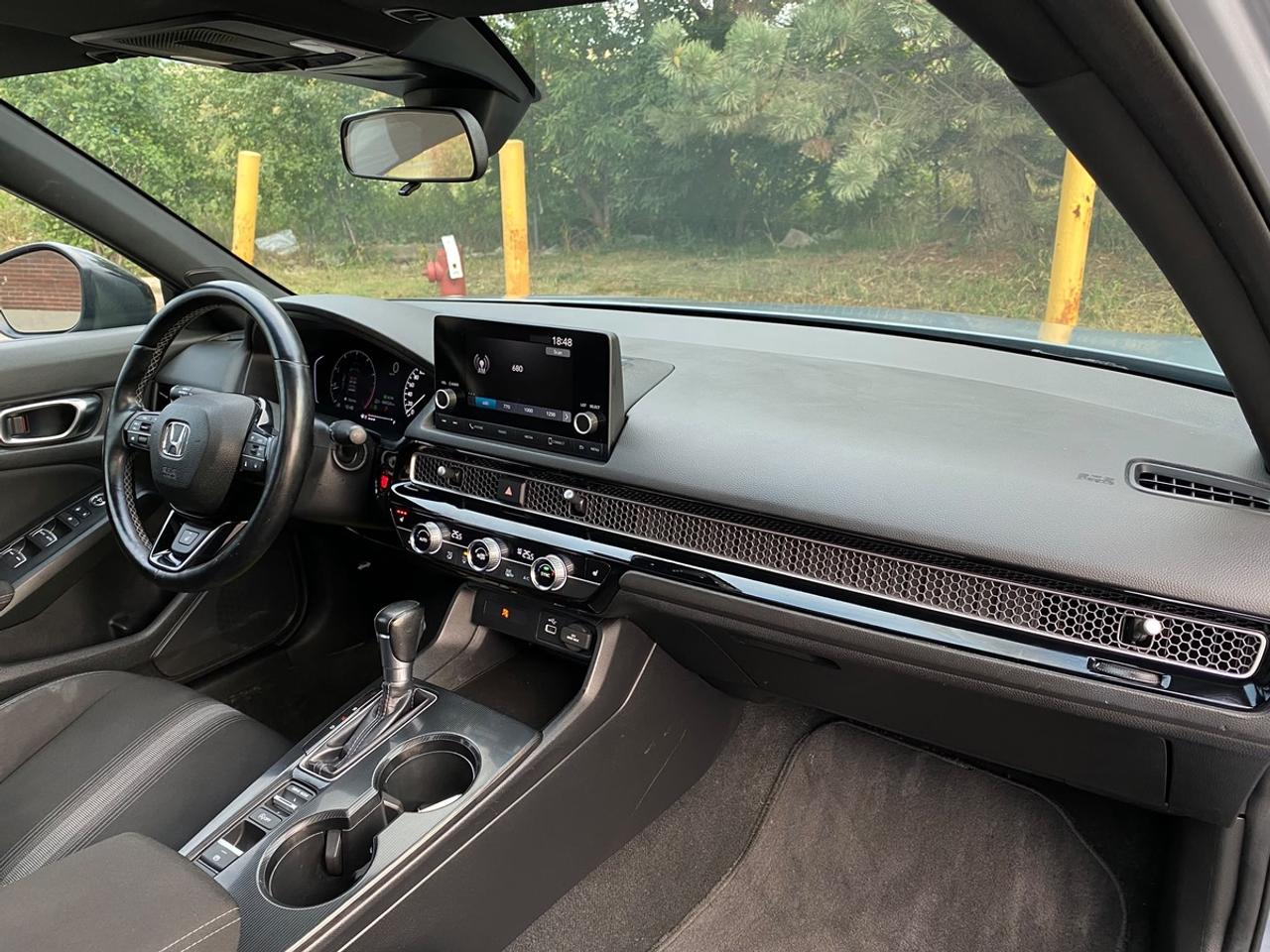2022 Honda Civic SPORT | LEATHER | SUNROOF Photo