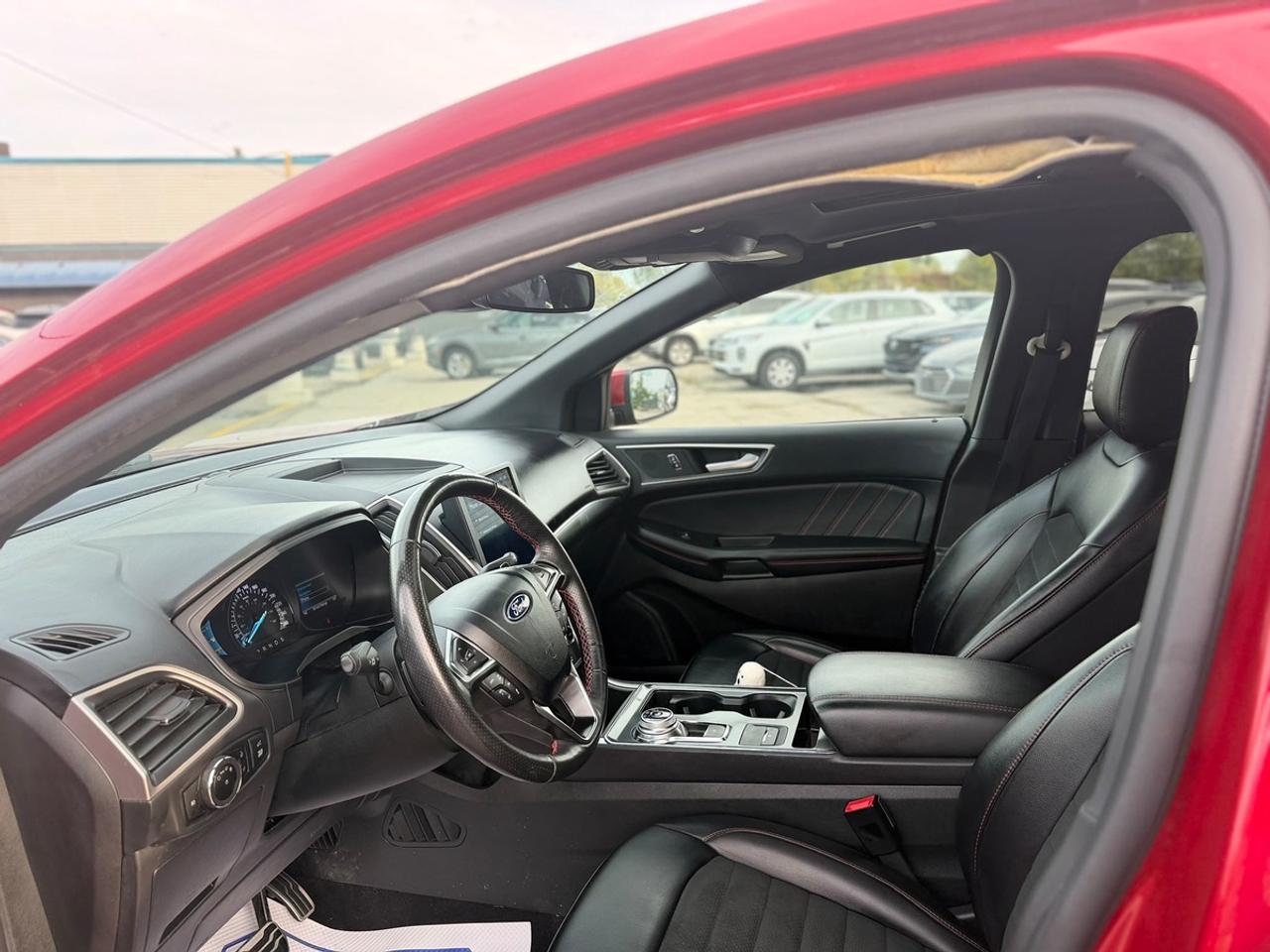 2024 Ford Edge SEL Photo