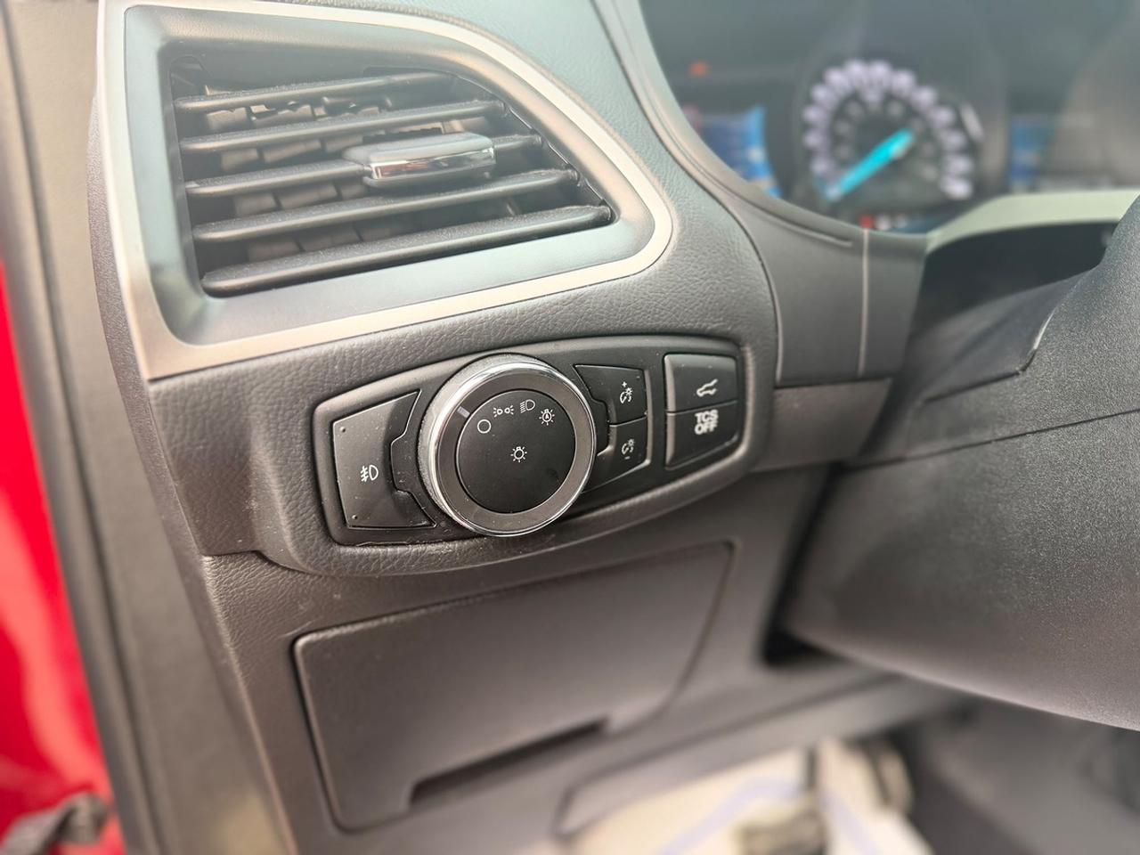 2024 Ford Edge SEL Photo