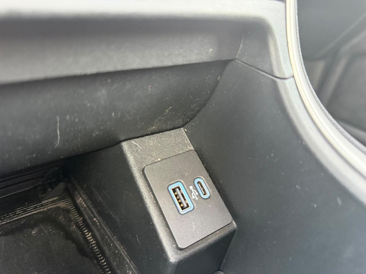 2024 Ford Edge SEL Photo