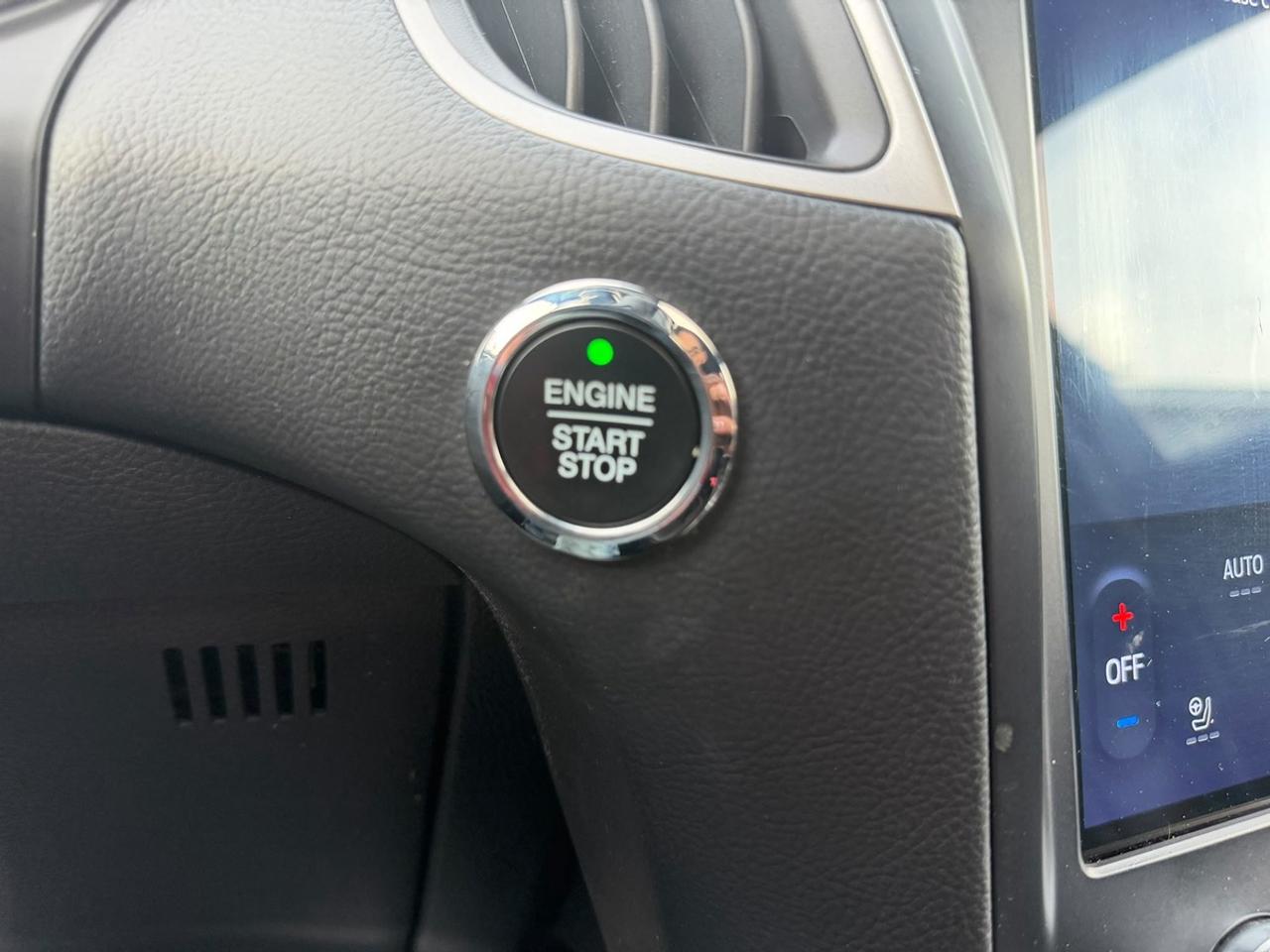 2024 Ford Edge SEL Photo