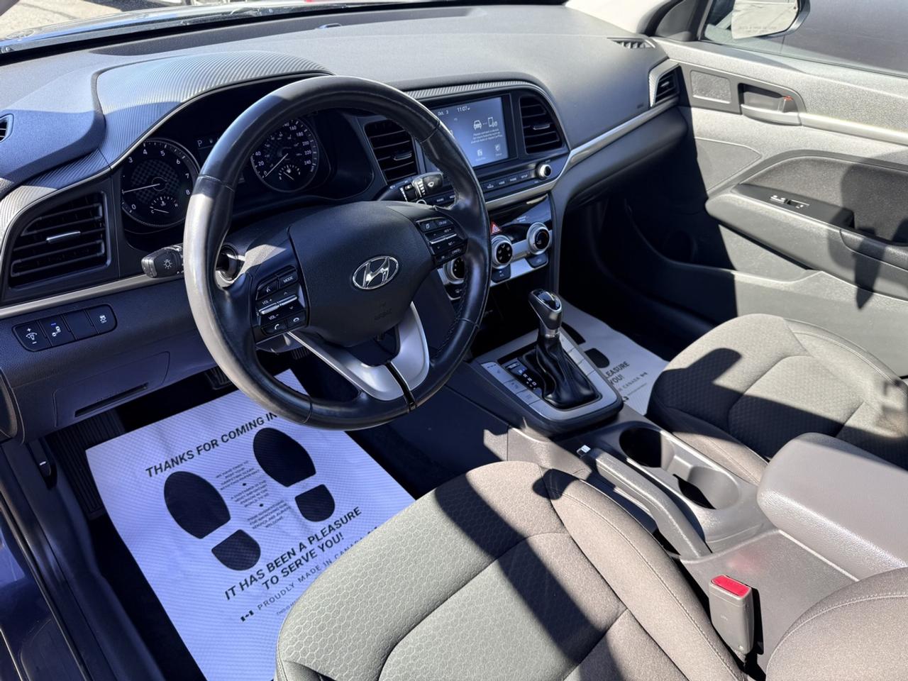 2020 Hyundai Elantra PREFERRED - AUTO - ALLOYS - R.CAMERA - LOW KMS! Photo