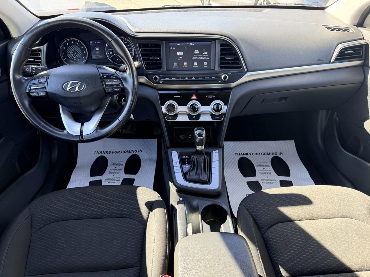2020 Hyundai Elantra PREFERRED - AUTO - ALLOYS - R.CAMERA - LOW KMS! Photo