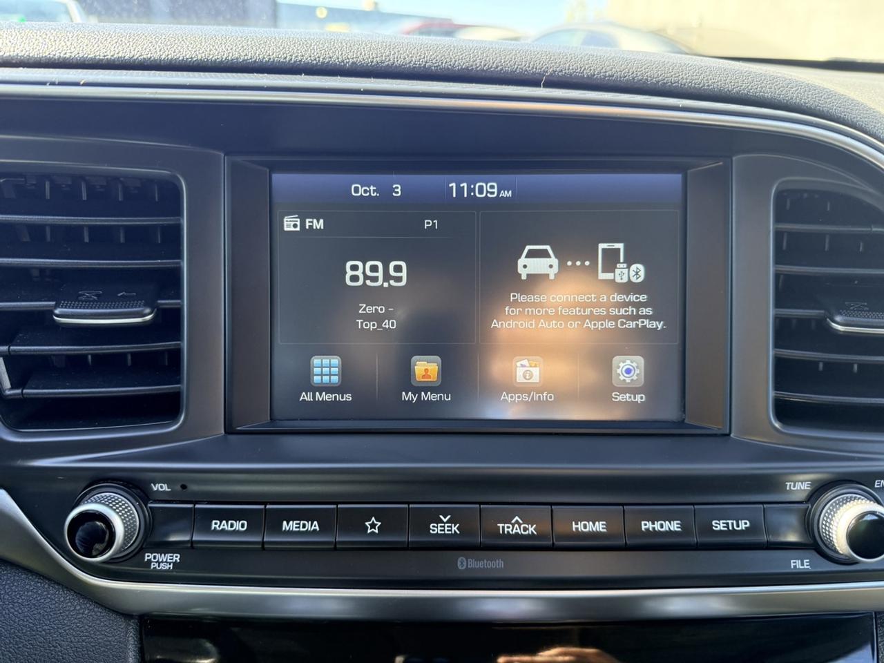 2020 Hyundai Elantra PREFERRED - AUTO - ALLOYS - R.CAMERA - LOW KMS! Photo
