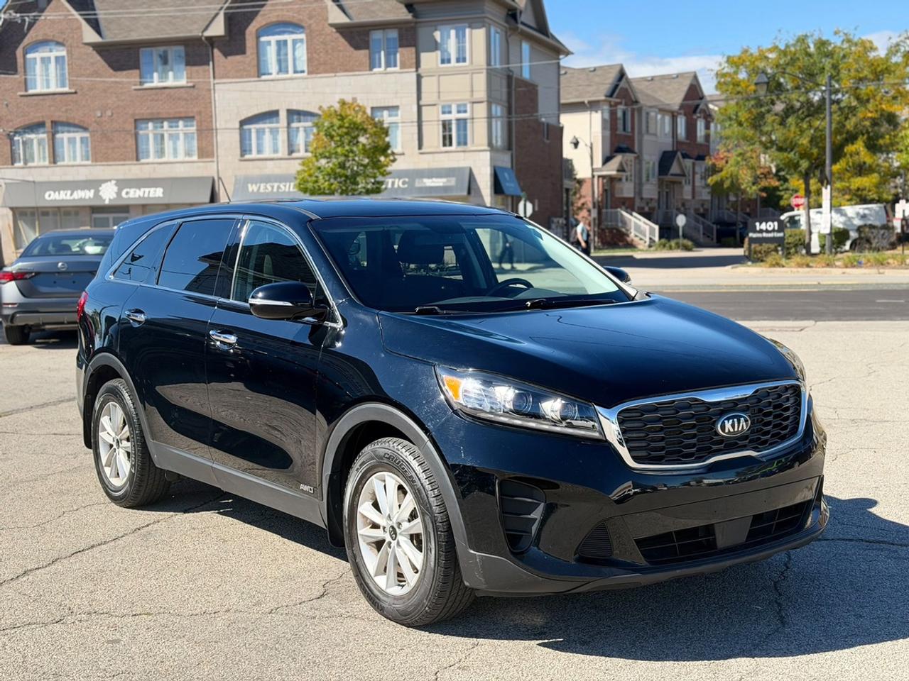 2020 Kia Sorento LX Photo2