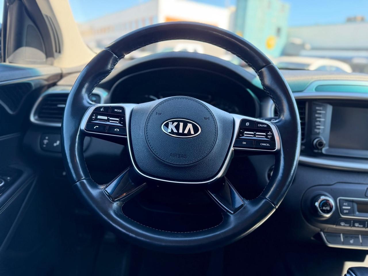 2020 Kia Sorento LX Photo
