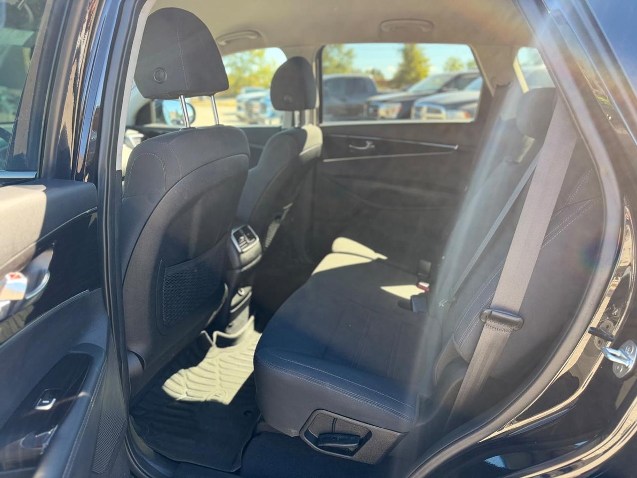2020 Kia Sorento LX Photo