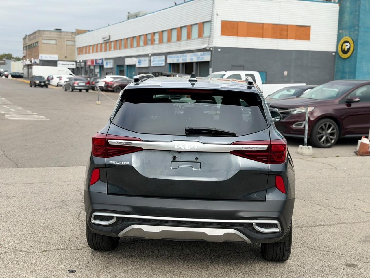 2023 Kia Seltos SX Photo