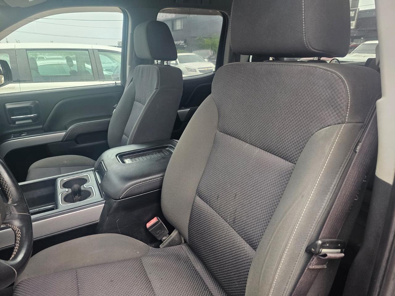 2017 Chevrolet Silverado 1500 LT Photo