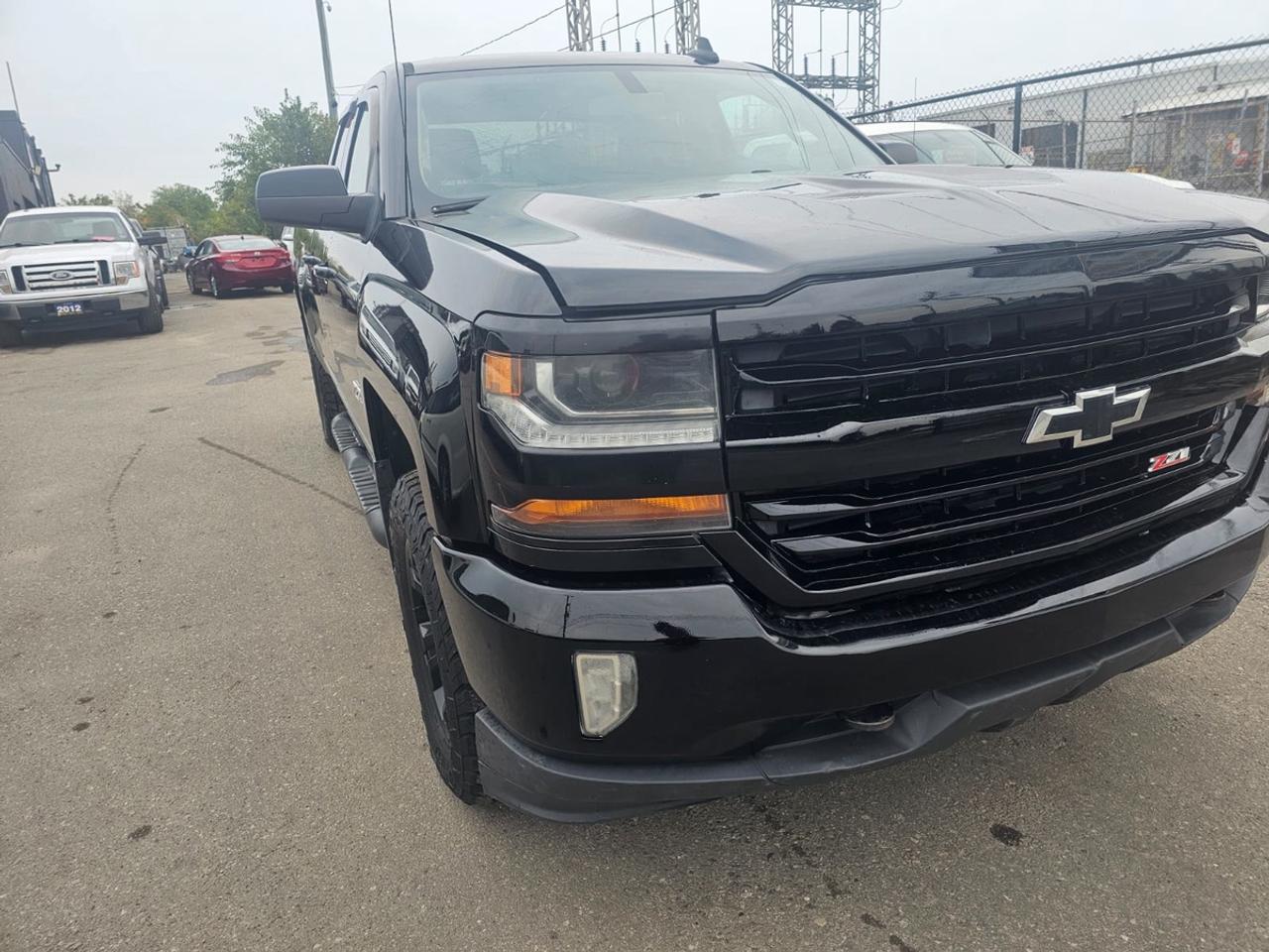 2017 Chevrolet Silverado 1500 LT Photo