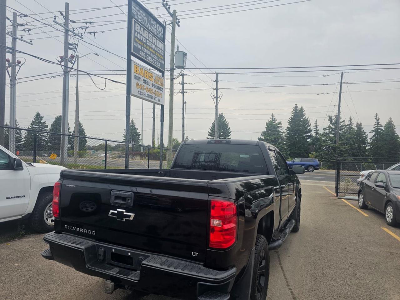 2017 Chevrolet Silverado 1500 LT Photo