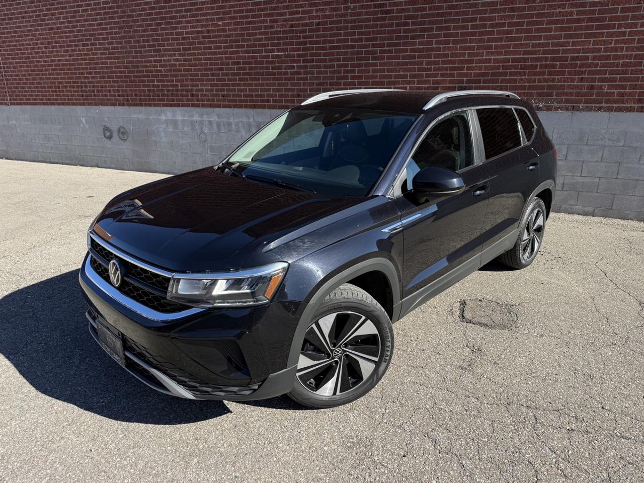 2024 Volkswagen Taos Comfortline 4Motion Awd|Clean Carfax Photo