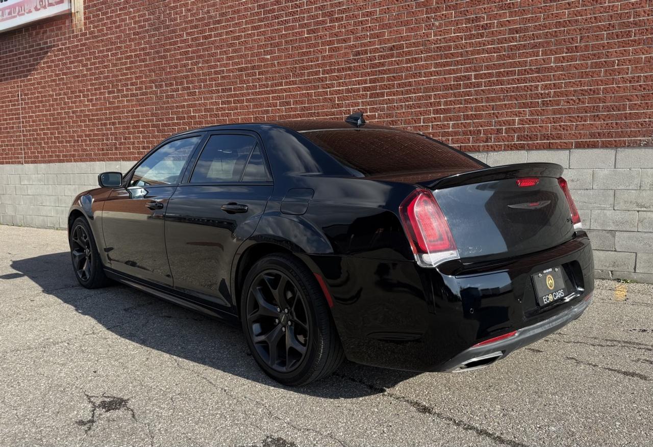2022 Chrysler 300S Panaroof|Leather|Alpine Audio Photo
