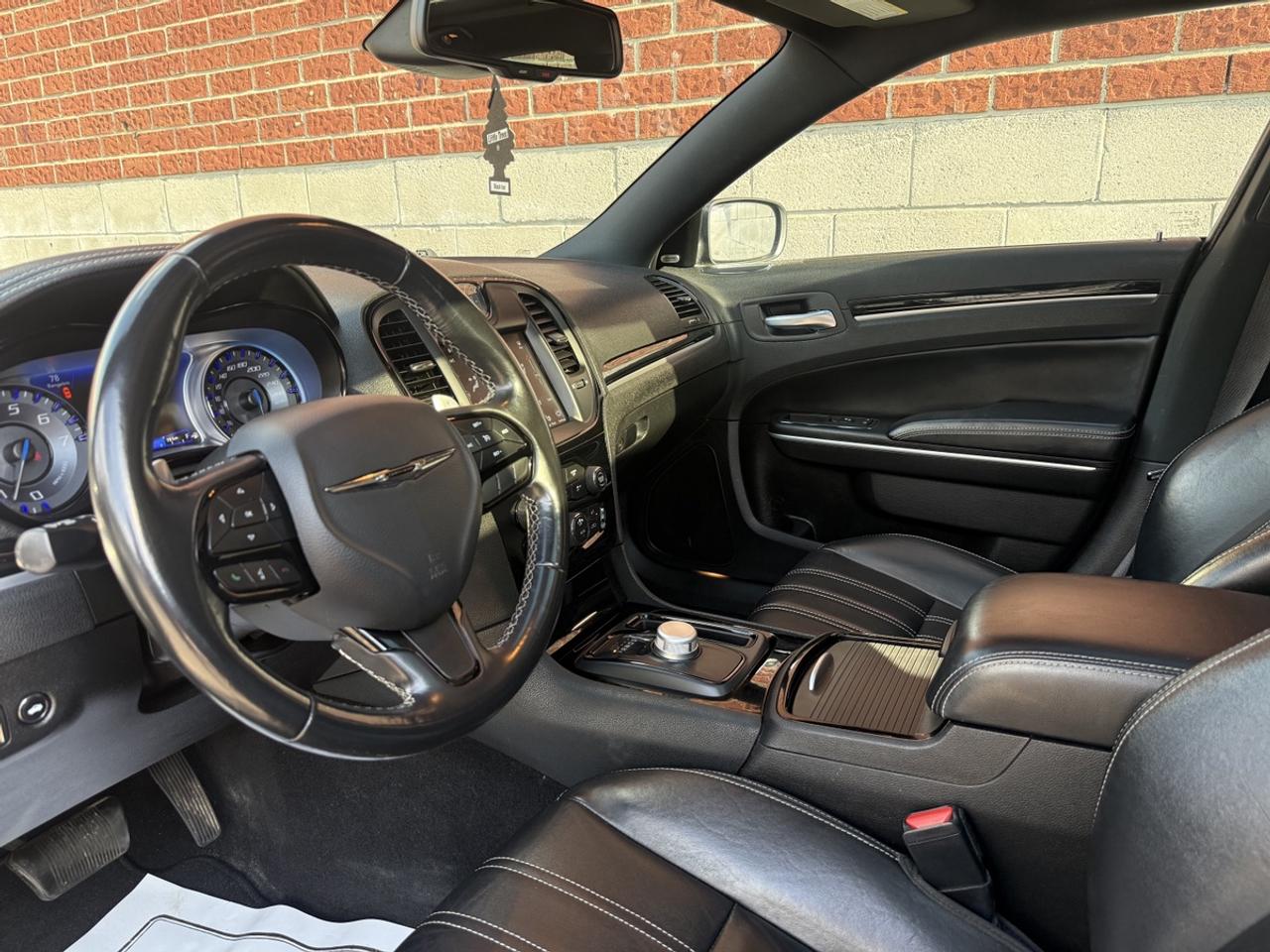2022 Chrysler 300S Panaroof|Leather|Alpine Audio Photo