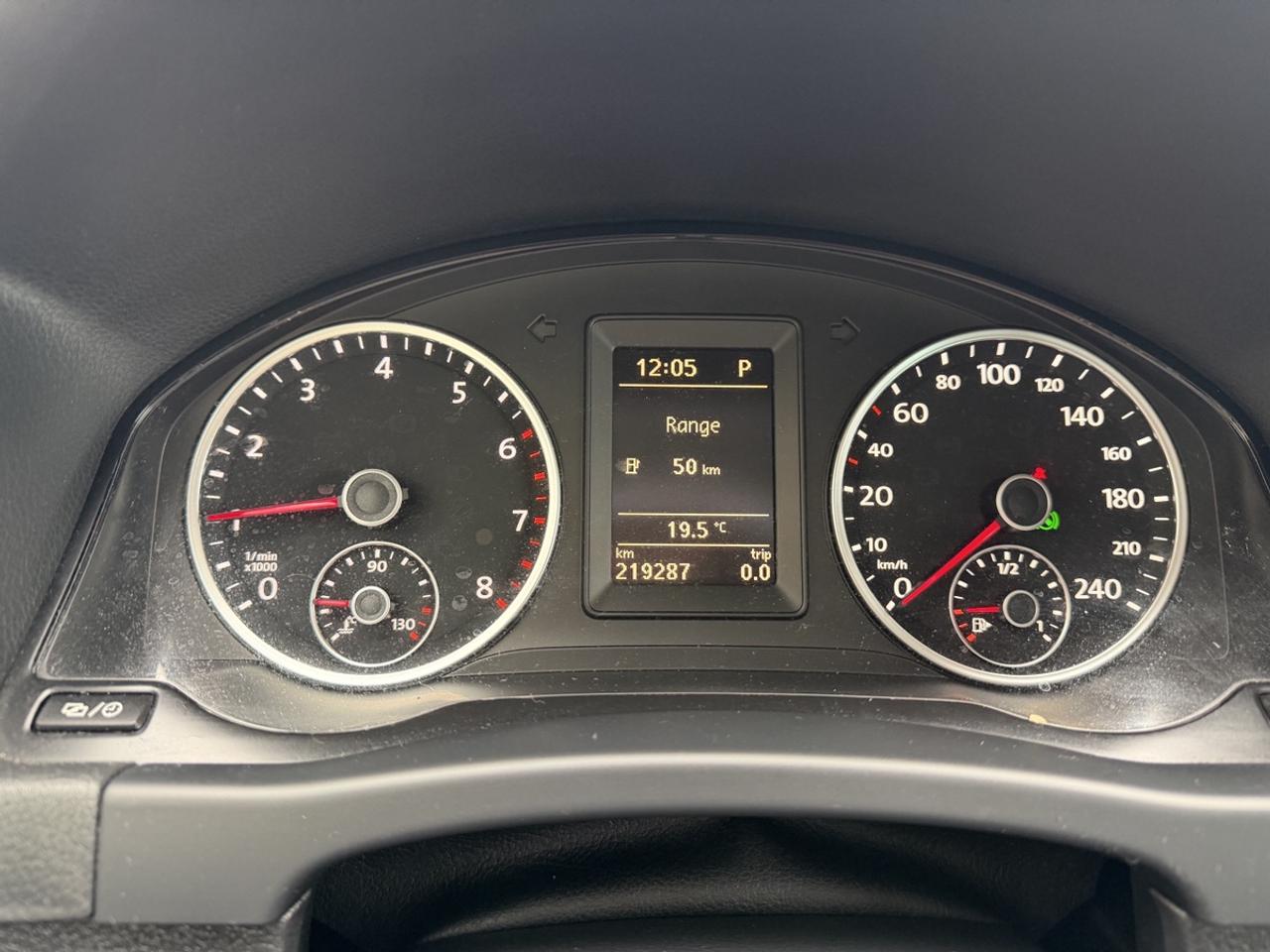 2015 Volkswagen Tiguan S Photo
