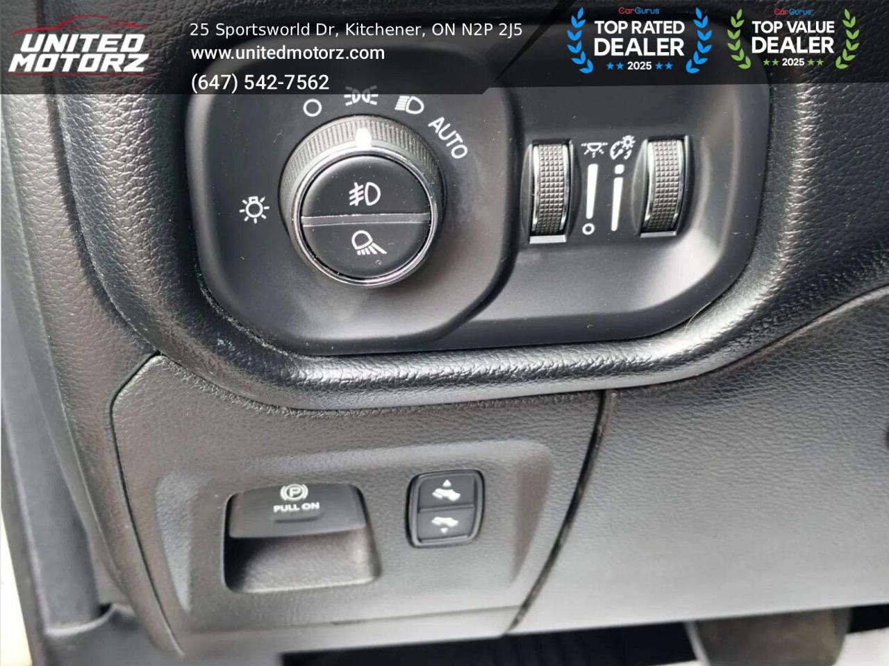 2019 RAM 1500 Big Horn HEMI 5.7L 4WD Crew Cab 5.7L V8~CERTIFIED~ Photo