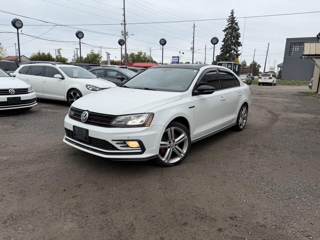 2017 Volkswagen Jetta GLI Photo0