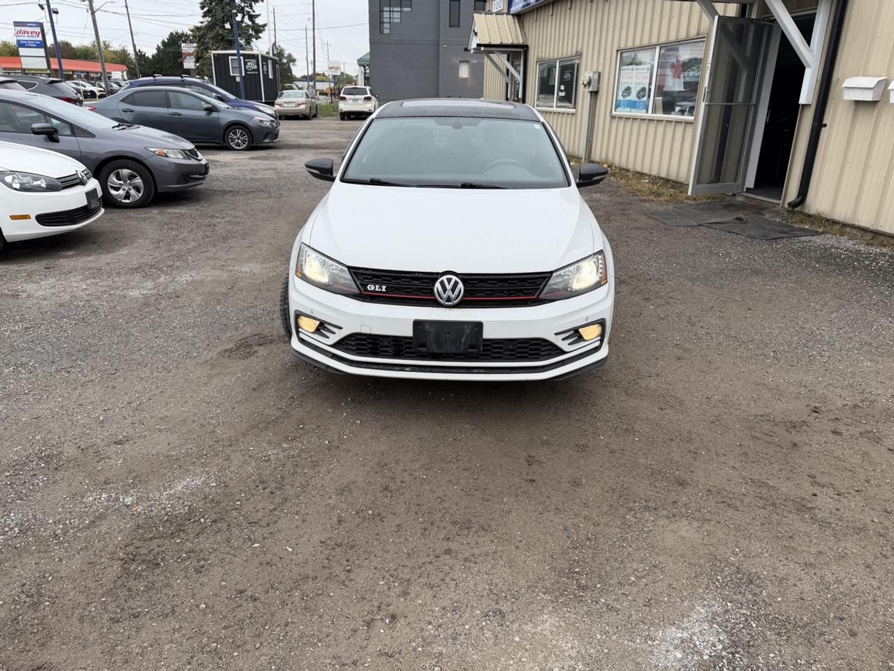 2017 Volkswagen Jetta GLI Photo5