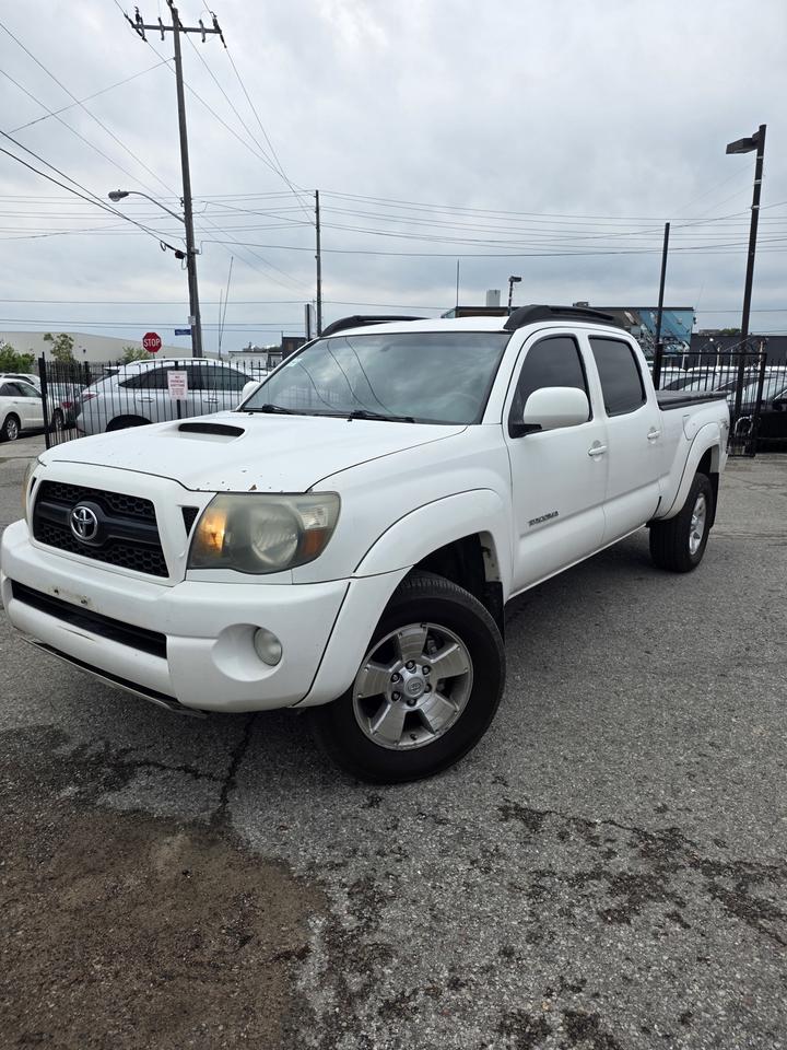 2011 Toyota Tacoma TRD Sport Photo