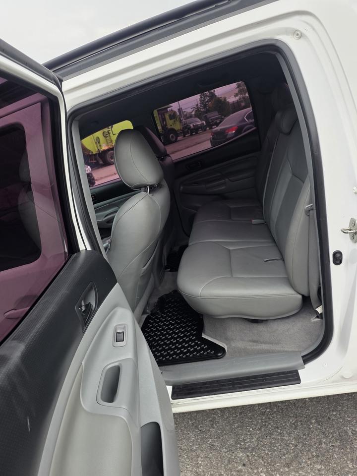 2011 Toyota Tacoma TRD Sport Photo