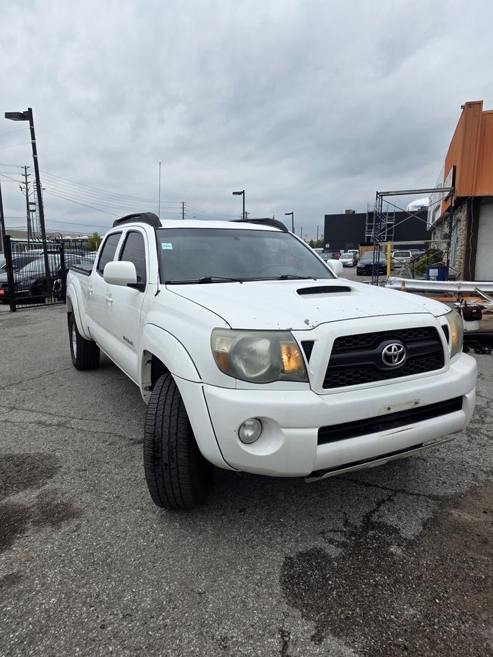 2011 Toyota Tacoma TRD Sport Photo5