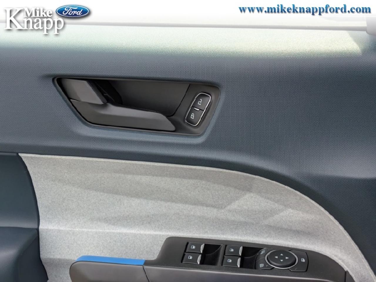 2026 Ford Maverick XLT Photo