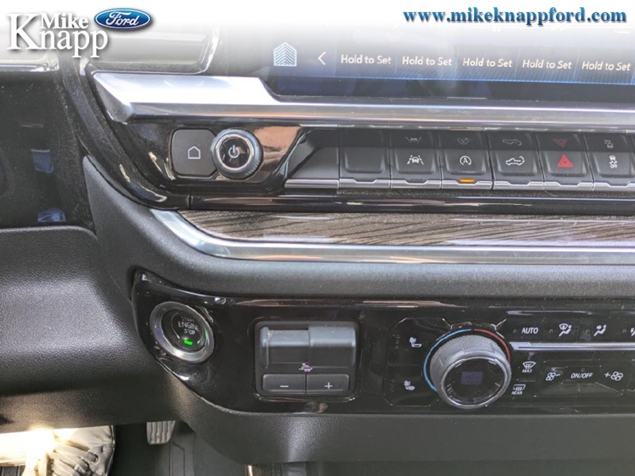 2022 Chevrolet Silverado 1500 RST Photo