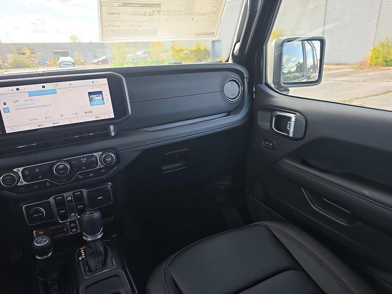 2027 Jeep Wrangler Rubicon X Photo