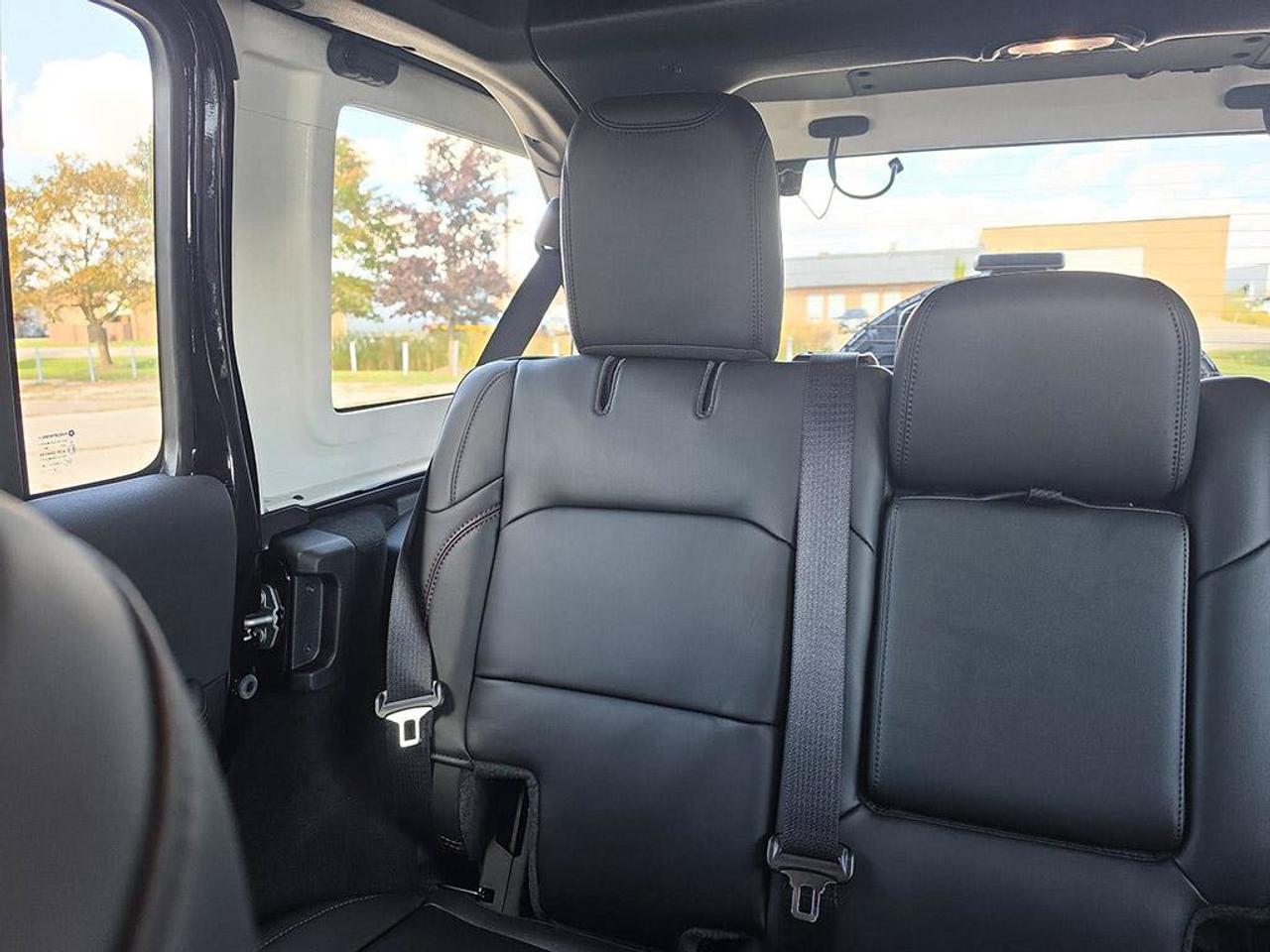 2027 Jeep Wrangler Rubicon X Photo