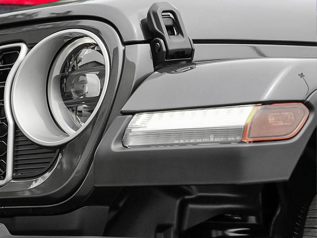 2027 Jeep Wrangler Sahara Photo