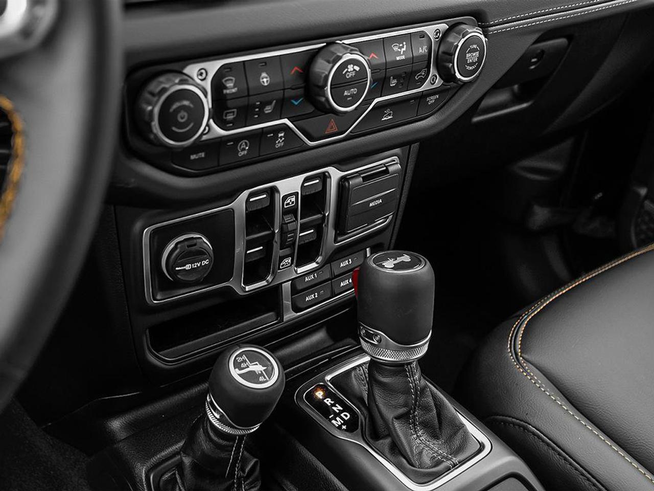 2027 Jeep Wrangler Sahara Photo