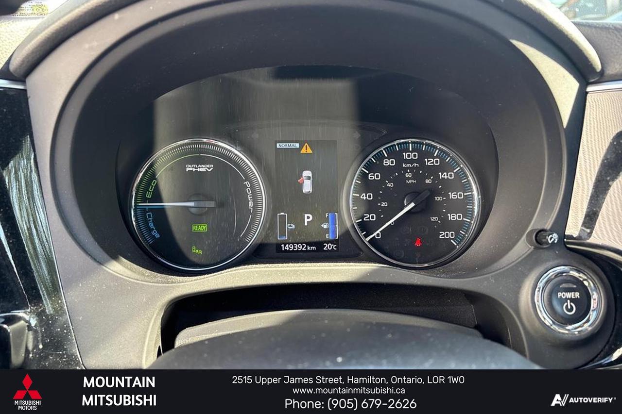2020 Mitsubishi Outlander PHEV SEL Photo