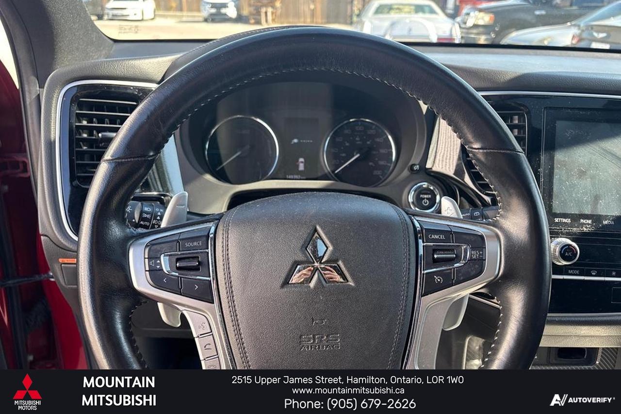 2020 Mitsubishi Outlander PHEV SEL Photo