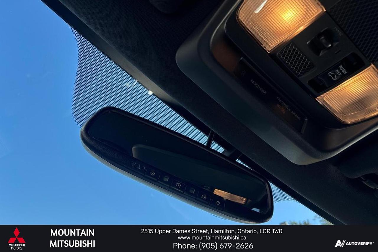 2020 Mitsubishi Outlander PHEV SEL Photo